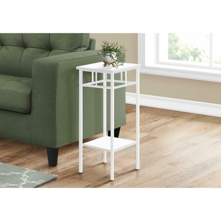 DAPHNES DINNETTE 28 in. White Metal Accent Table DA3601888